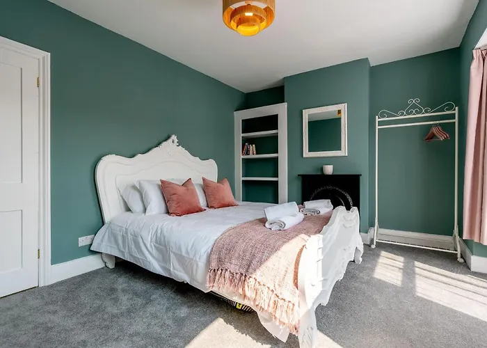 Cosy Blue Shells Cottage - 2Bedrooms - Garden - 5Mins Beach - 1Min Shell Grotto