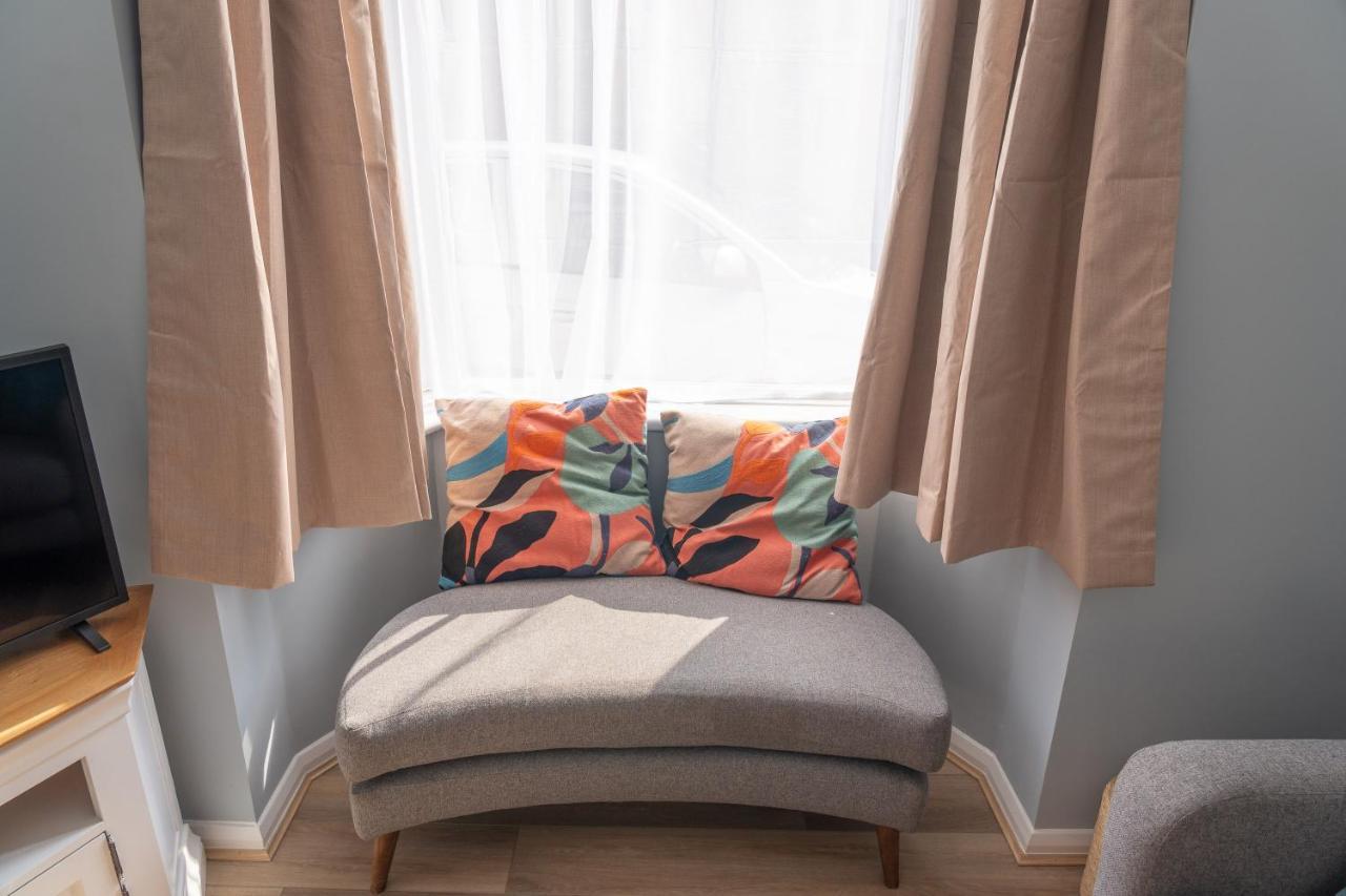 Cosy Blue Shells - 2bedrooms - Garden - 5mins - 1min Shell Grotto *