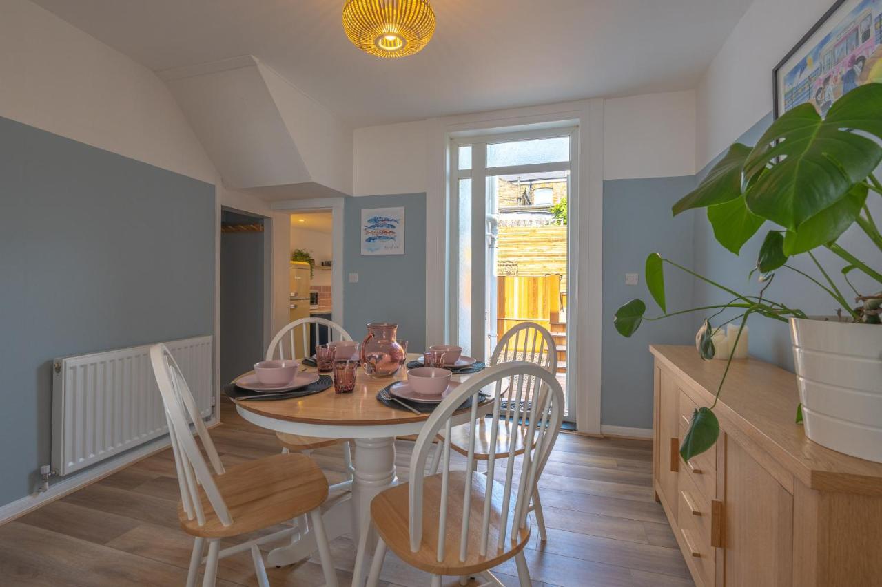 Holiday home Cosy Blue Shells - 2bedrooms - Garden - 5mins - 1min Shell Grotto Margate