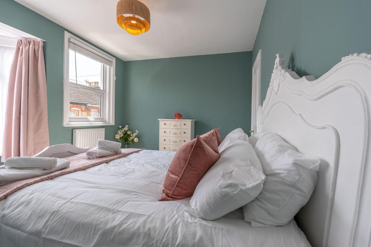 Cosy Blue Shells - 2bedrooms - Garden - 5mins - 1min Shell Grotto
