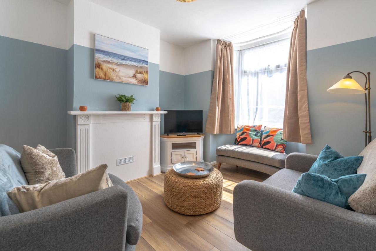 Holiday home Cosy Blue Shells - 2bedrooms - Garden - 5mins - 1min Shell Grotto Margate