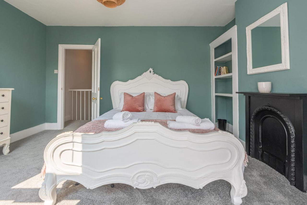 Cosy Blue Shells - 2bedrooms - Garden - 5mins - 1min Shell Grotto